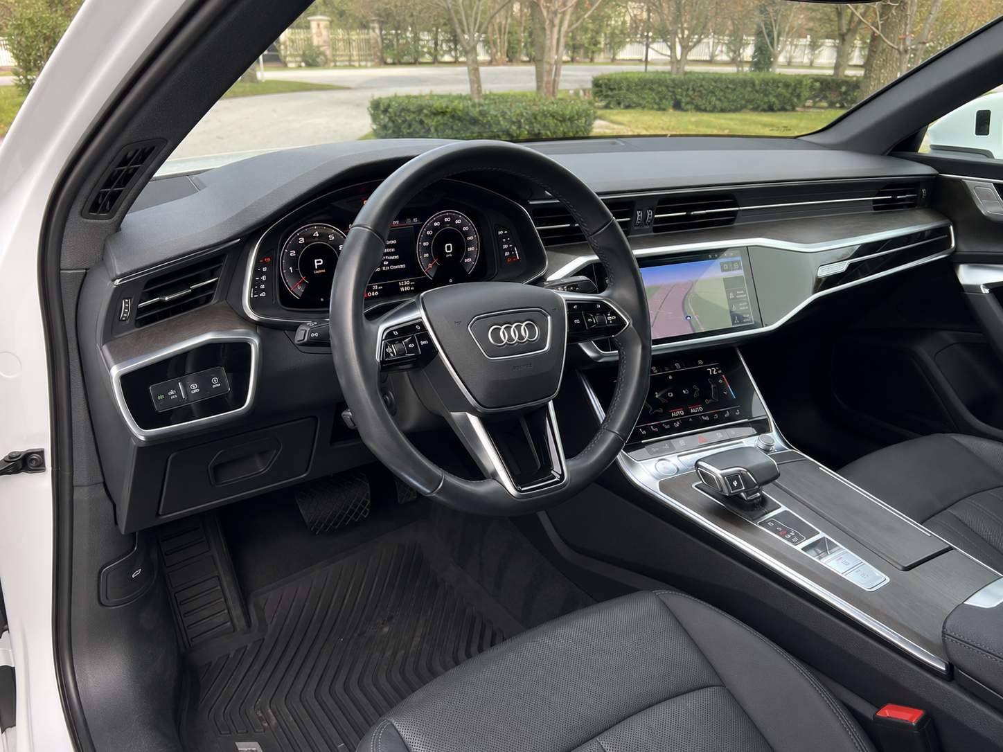 2021 Audi A6 interior_dashboard